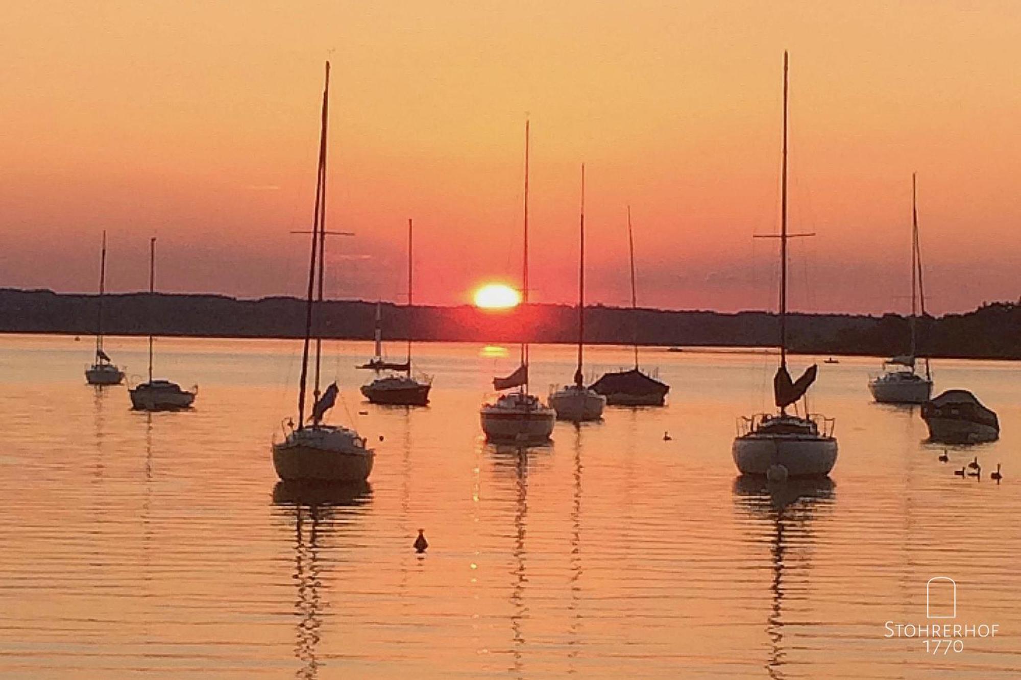 5 Sterne Penthouse-Loft Gut Stohrerhof Bis 4 Personen Diessen am Ammersee Luaran gambar